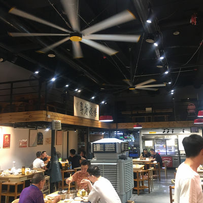 ราคาดี Al-Mg Alloy Blades 2.4m 8FT PMSM HVLS แฟนสําหรับทําความเย็นอากาศในร้านอาหารและศาลอาหาร ออนไลน์