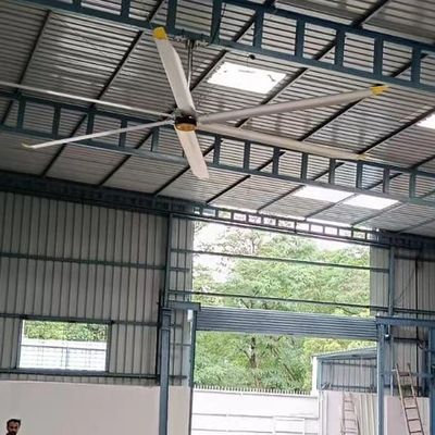 ราคาดี 5.0m 16FT เสมอแม่เหล็กถาวร มอเตอร์มหาศาล โกดังลมเพดาน Sliver สีเทา ODM การสนับสนุนที่กําหนดเอง ออนไลน์