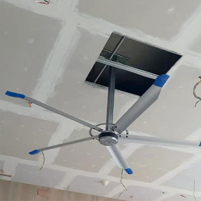 ราคาดี พัดลมเพดาน HVLS ขนาด 2.4m 8FT ที่ไม่มีแปรงสําหรับร้านอาหารและโรงงานผลิต ออนไลน์