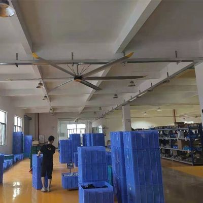 ราคาดี Al-Mg Alloy Blade 5.5m 18ft สายพัดลม HVLS สายตรงสําหรับโรงงานผลิตโรงอาหาร ออนไลน์